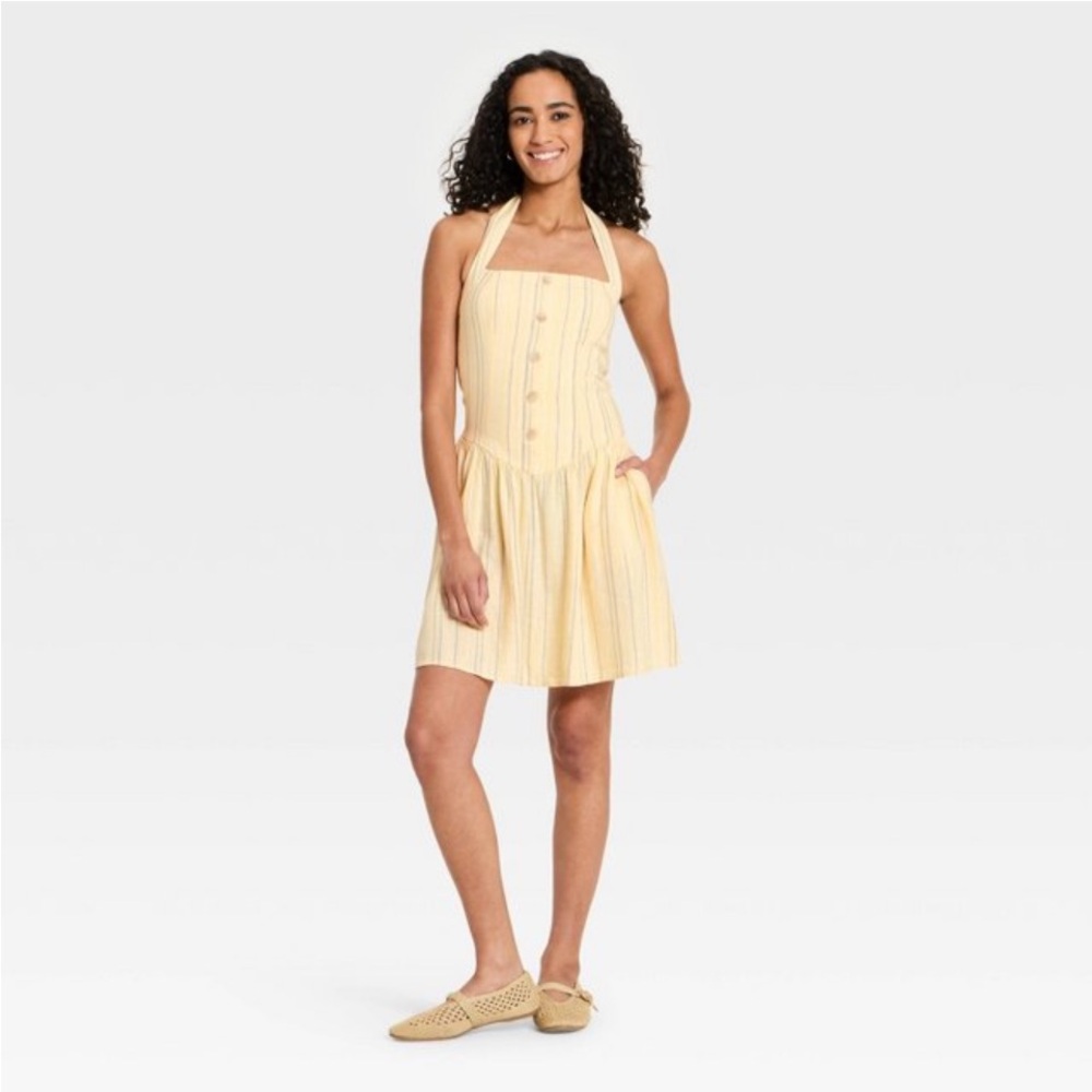 NWT Women’s Sleeveless Pullover Halter Sundress